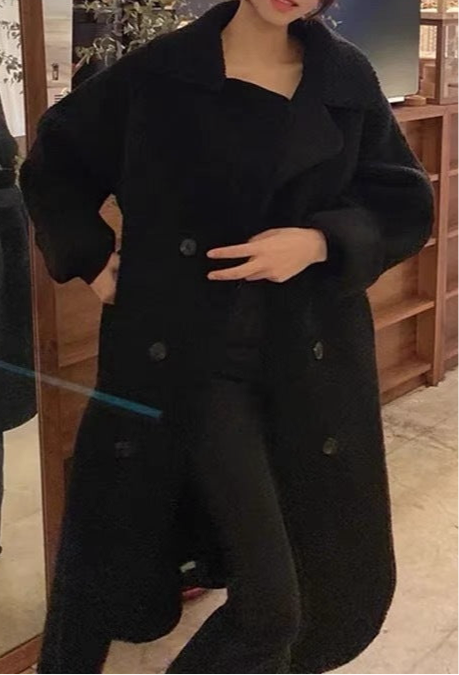 Gentle Elegant Wool Coat