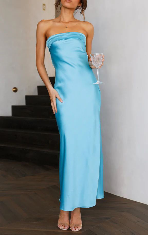 Long Dress With Backless Design