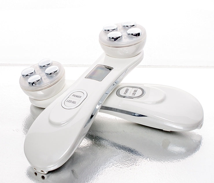 Multifunctional skin care instrument