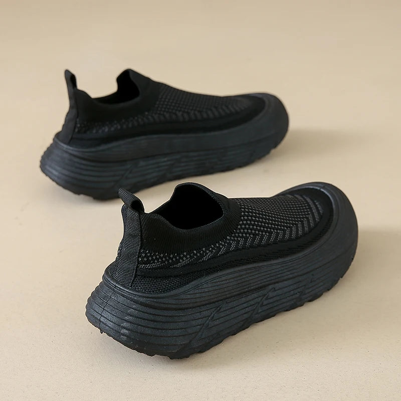 Lightweight Sports Shoes – Soft Sole
