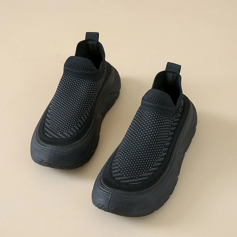 Lightweight Sports Shoes – Soft Sole
