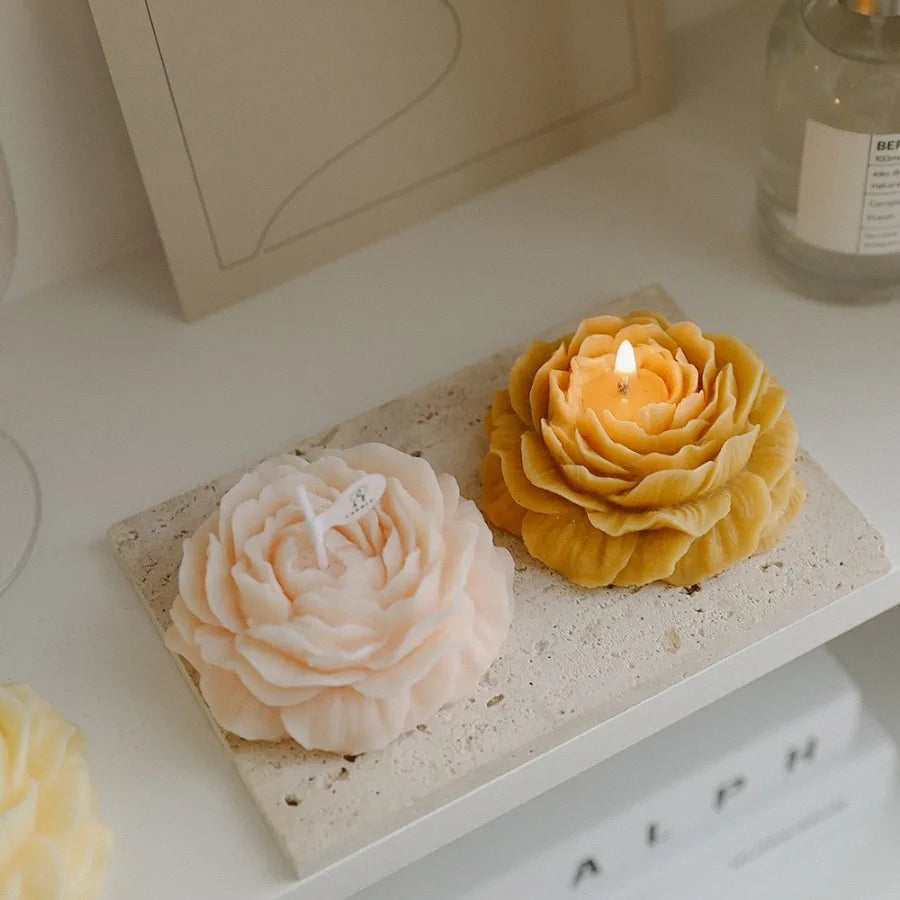 1pc Handmade Flower Shaped Candle with Long Lasting Fragrance