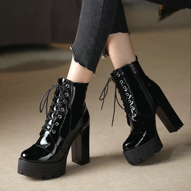 Heel boots