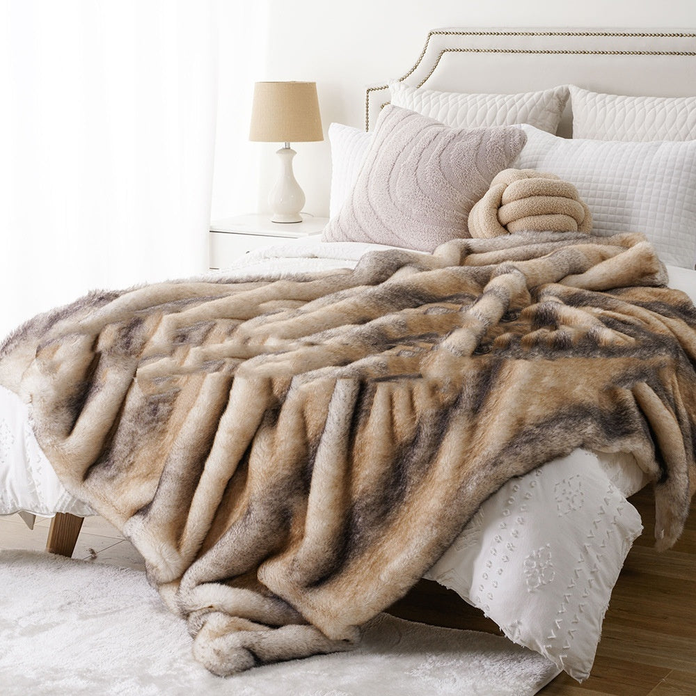 Thick And Portable European Style Fox Like Blanket For Home Use