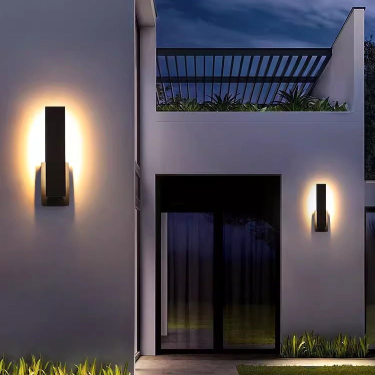 Outdoor Wall Light